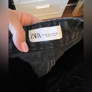 Wide leg jeans size 4